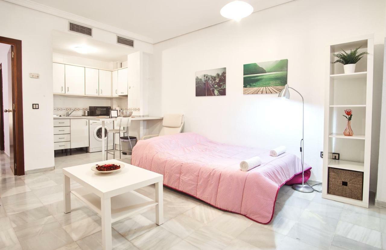 Pureza Oasis Suite Sevilla Exterior foto